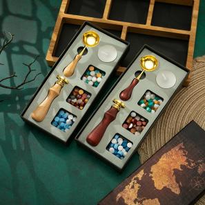 6pcs Vintage Wood Handle Wax Seal Stamp Kit with Gift Box Anti-scalding Wax Melting Spoon Wax Sealing Beads